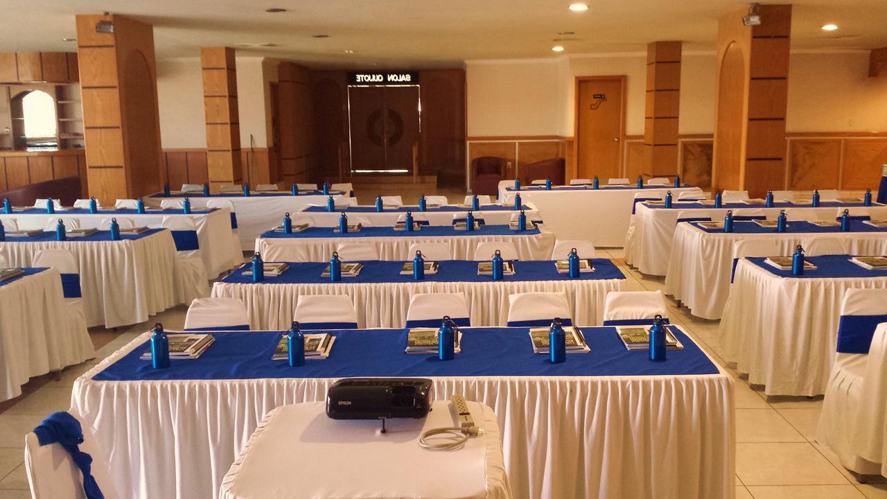 Hotel Madrid Minatitlán Екстериор снимка